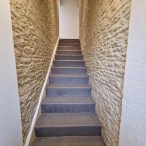 Escalier pierres de Caen